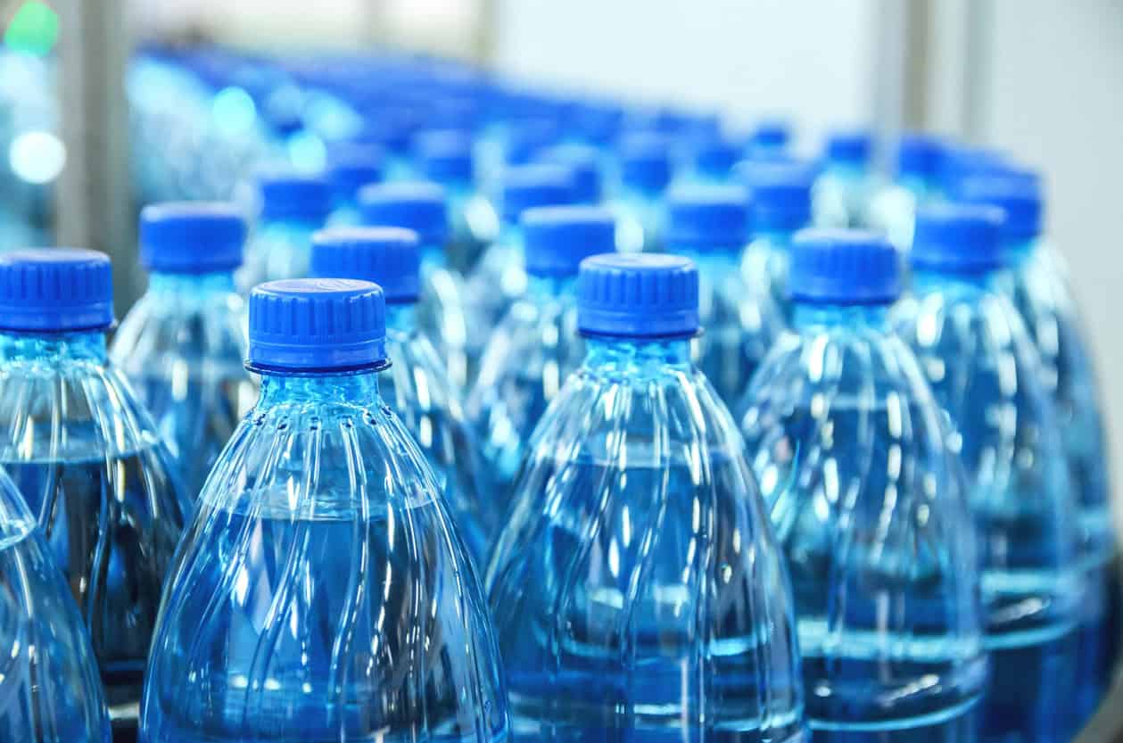 disposable-plastic-bottles-aquarius-water-conditioning