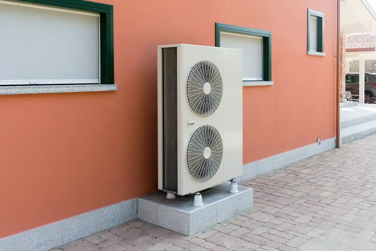 heat pump cools and heats home instead of furnace